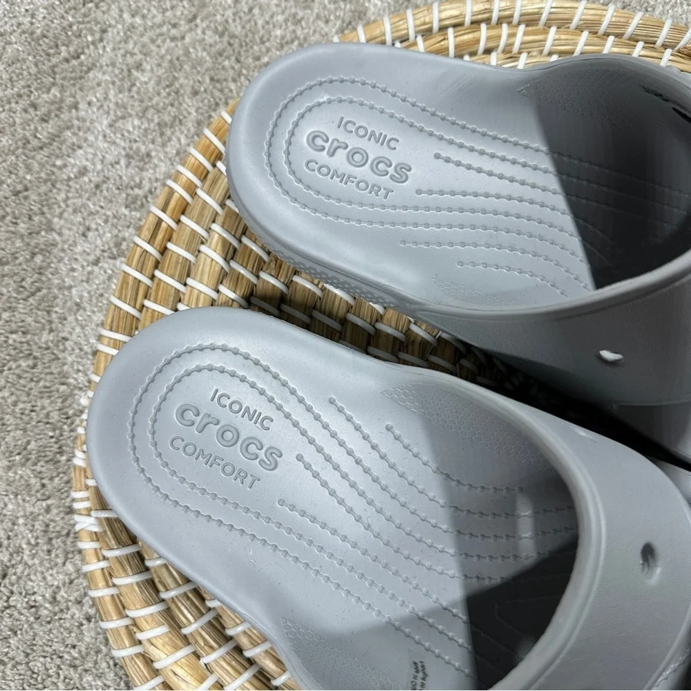 Crocs Men’s Classic Smiley Sandal Slip On Slippers Two Straps in Light Gray 11